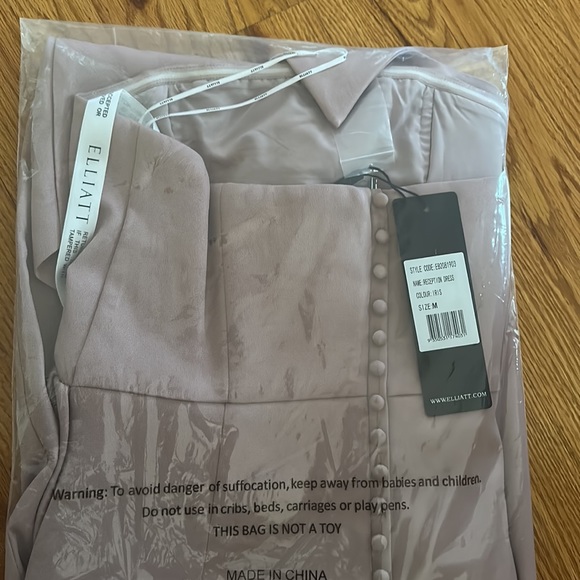 ELLIATT Reception Dress - Picture 5 of 5